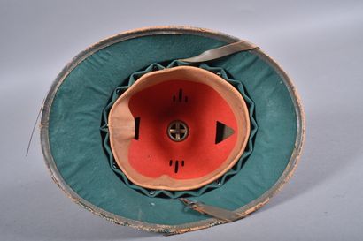 Casque tropical Allemand m/40 de l'armée...
