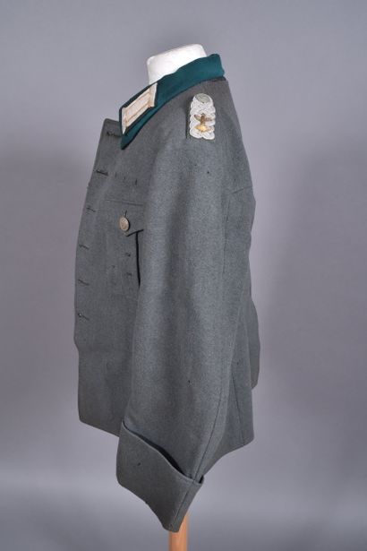 All. Vareuse d’officier supérieur de l’artillerie...