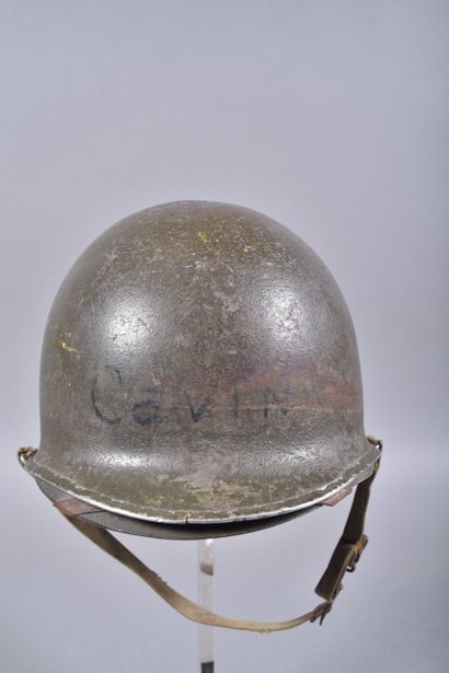 US- Casque M1 complet. Coque en acier peint...