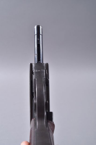 Pistolet P38. Fabrication Mauser BYF 44....