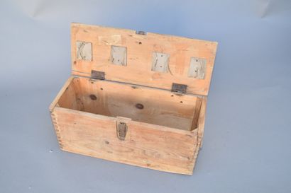 All- Caisse à munition pour charges de canon...