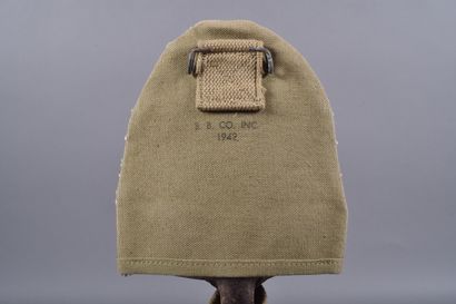 US- Pelle M-1910 à manche en T frappée US...
