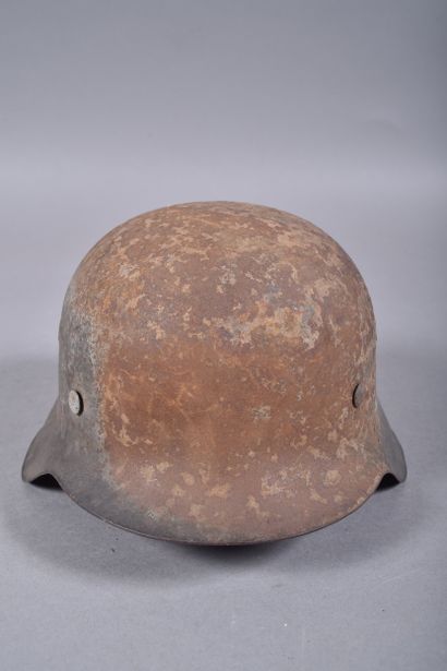 Casque Allemand m/42 de l'armée de terre....