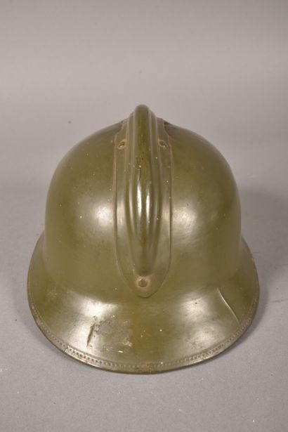 Casque Adrian de Chapelier reprenant la forme...
