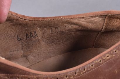 US- Paire de chaussures de WAAC en cuir brun,...