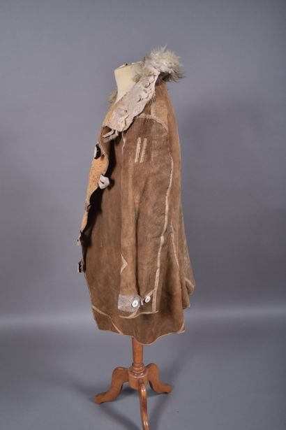 All- Manteau en mouton retourné, fermant...
