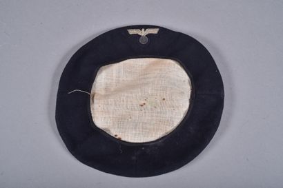 ALL. Couvre casquette en drap bleu marine,...