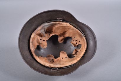 Casque Allemand m/40 de l'armée de terre....