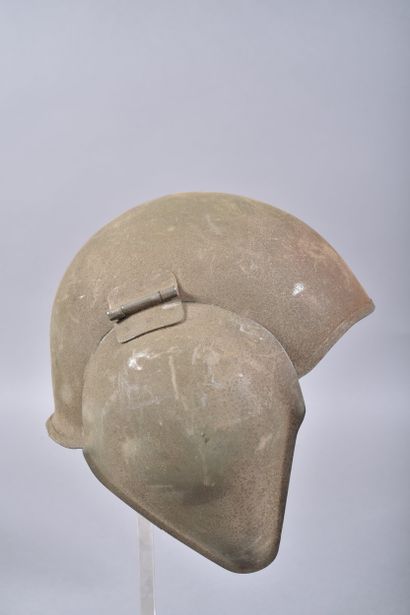 US- Casque anti-flak M5 de l’USAAF, destiné...