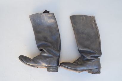 All- Paire de bottes de cavalerie en cuir....