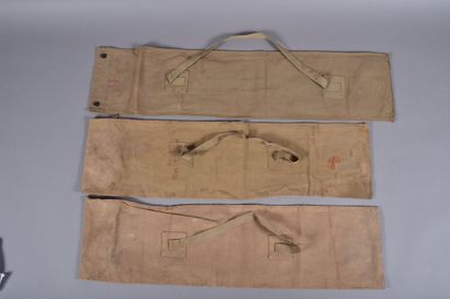 US- Trois housses pour panneau de signalisation...