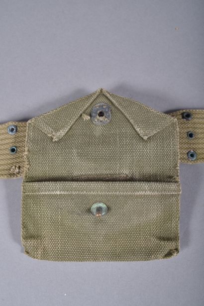US- Ceinturon M-1936 et pochette à pansement...