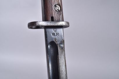 Baïonnette polonaise WZ 28 à plaquette bois...
