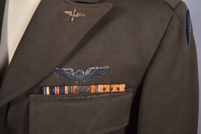 US- Blouson Ike Jacket d’un capitaine de...