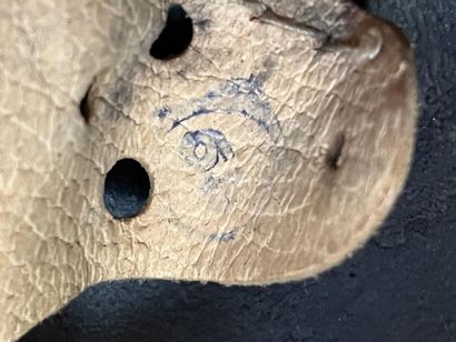 Casque Allemand m/40 de l'armée de terre...