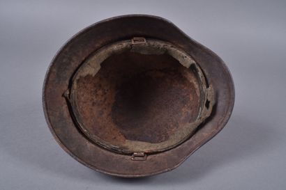 Casque Allemand m/40 de l'armée de terre....