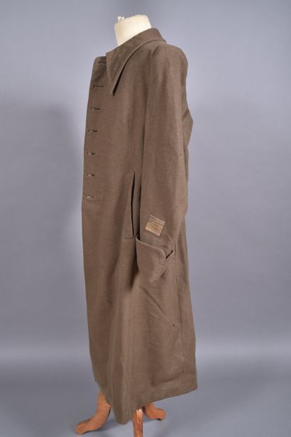 Fr- Manteau d’officier modèle 1932 en drap...
