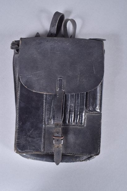 All- Porte-cartes M-37 en cuir noir grenelé...
