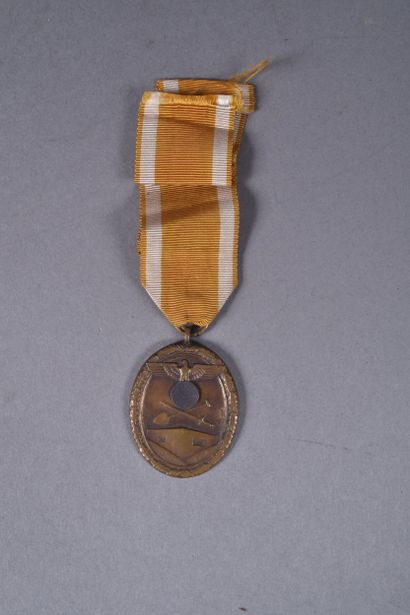 ALL. Atlantic Wall medal, with ribbon. B...