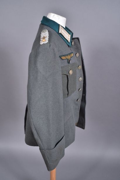 All. Vareuse d’officier supérieur de l’artillerie...