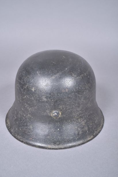 Casque Allemand m/42 de l'armée de l'air...