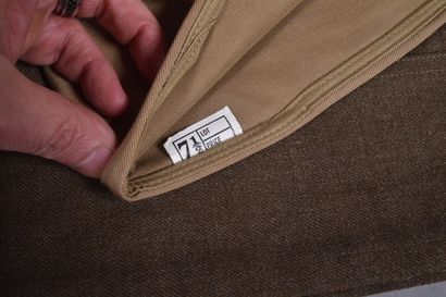 US- Deux bonnets de police. Un en laine taille...