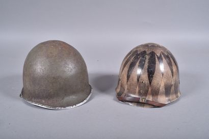 US-Casque M1. Coque en acier peint vert olive,...