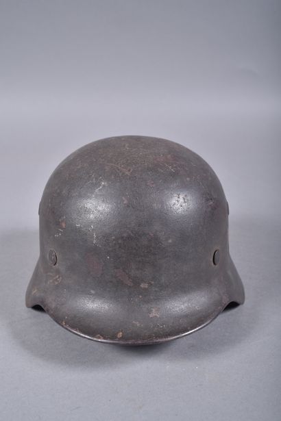 Casque Allemand m/40 armée de terre. Coque...