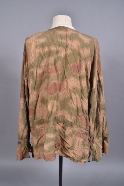 All. Blouse camouflée sans capuche du deuxième...