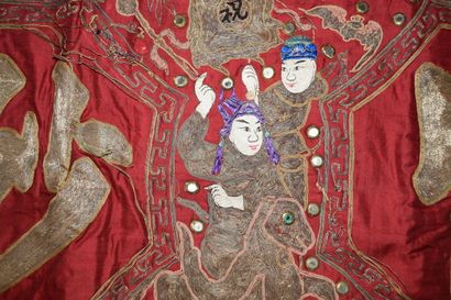 FR- Souvenirs d'Indochine. Large silk and...