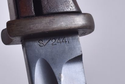 All- Baïonnette 1884-98. Poignée à plaquettes...
