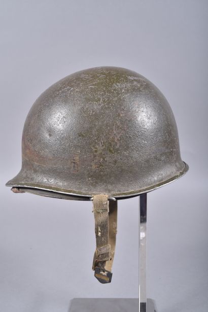 US- Casque M1 complet. Coque en acier peint...