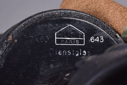 Fr- Paire de jumelles de marine. Le corps...