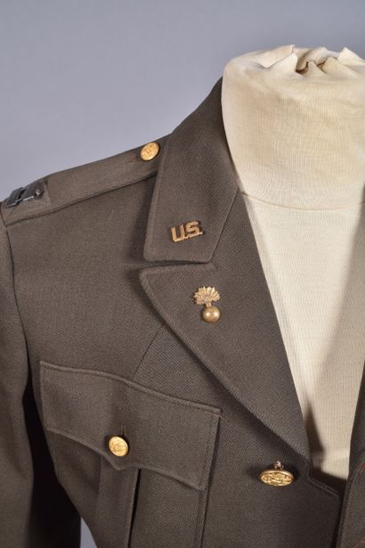 US- Veste de sortie d’un capitaine de l’Ordnance...