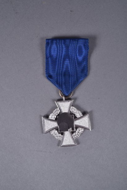 ALL. Medal for 25 years of service, with...