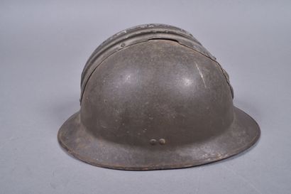 Fr- Uniforme du lieutenant Le Pontois comprenant...