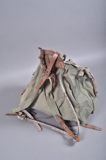 Fr- Sac des troupes de montagne en toile...