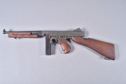 Pistolet Mitrailleur THOMSON M1. Fabrication...