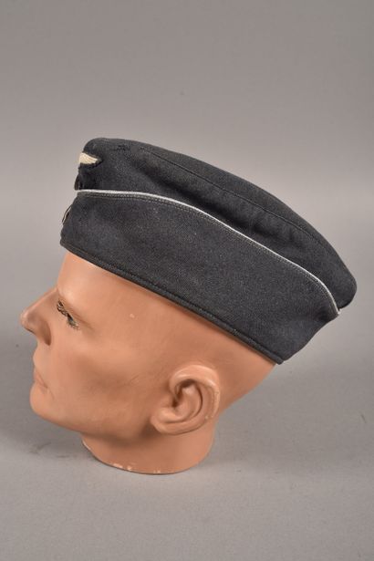 ALL. Bonnet de police d’officier de la LW,...