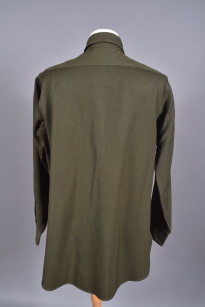 US- Chemise d’officier chocolat, étiquette...