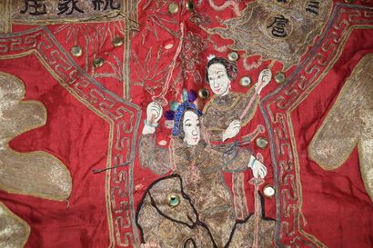 FR- Souvenirs d'Indochine. Large silk and...