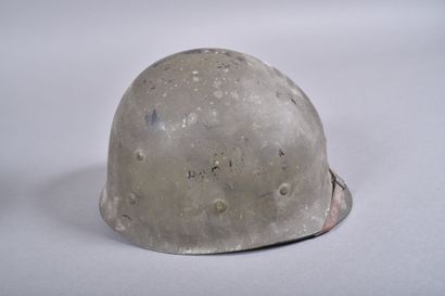 US- Casque M1 complet. Coque en acier peint...