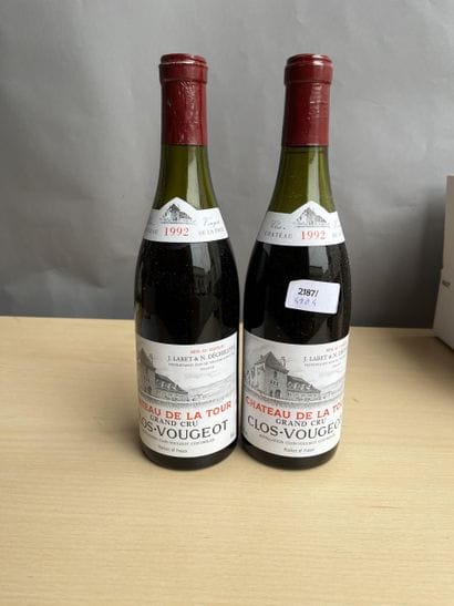 2 bouteilles dont Clos-Vougeot GC 1992 Château...