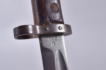 Baïonnette Tchèque modèle VZ24. Poignée à...