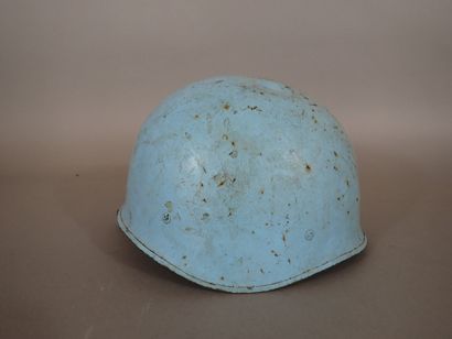 Casque français modèle F1. Coque en acier...