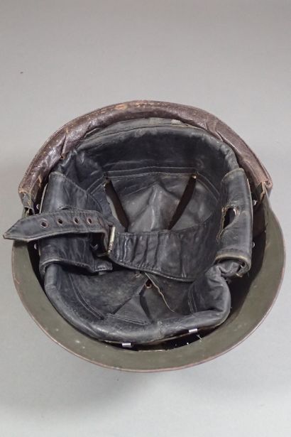 Casque français modèle 1935 des troupes motorisées....