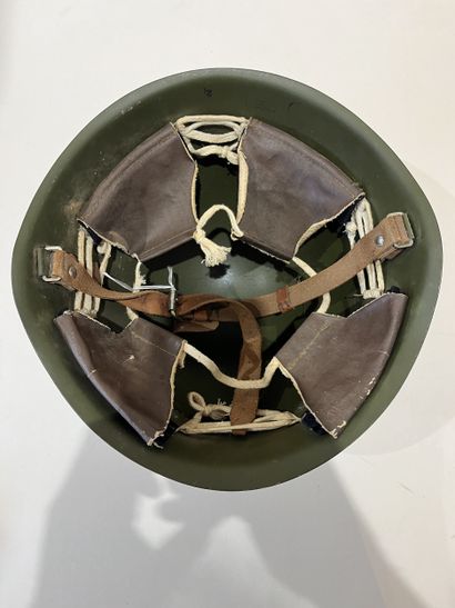 Casque d’acier soviétique Ssh 68 en acier...
