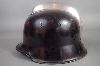 Casque de pompier Allemand, à partir d’un...