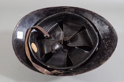 Casque Adrian modèle 26 pour la Police ou...