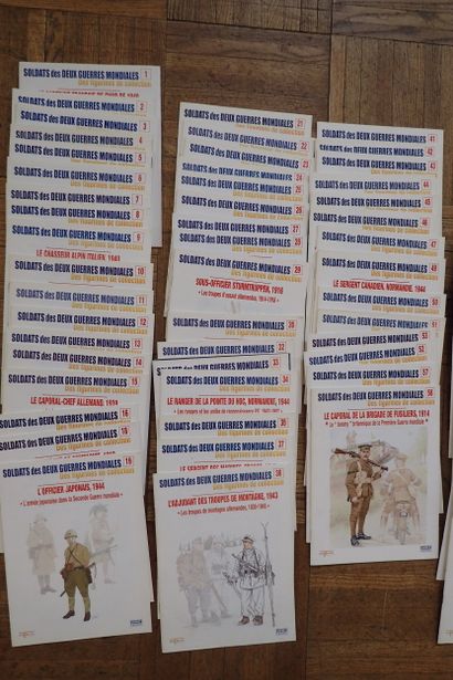 Lot de revues militaires et Cartonia :
-...